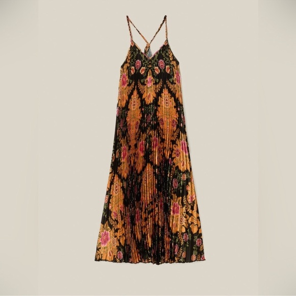 Farm Rio Black Arabesque Floral Pleated Midi Dress - Picture 9 of 9